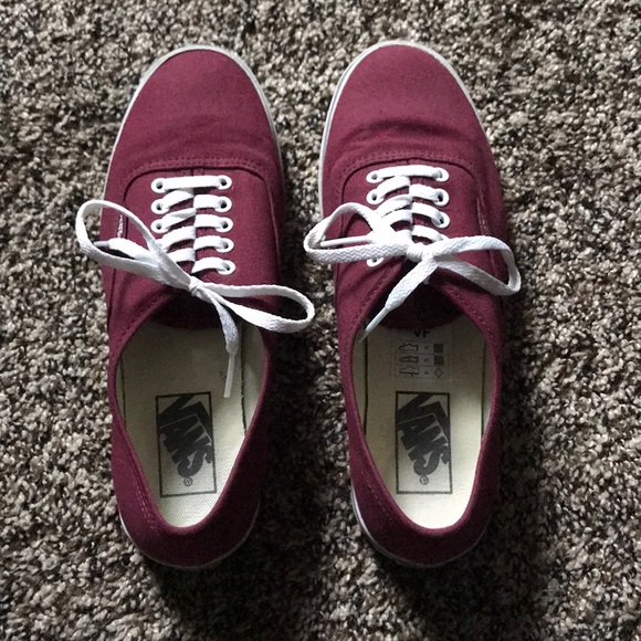 Vans - Picture 3 of 3